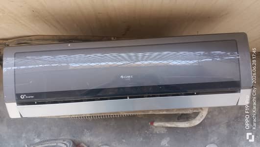 Gree inverter AC 1 ton