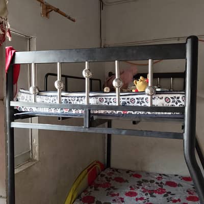 bunker bed for urgent sell only 6 month used