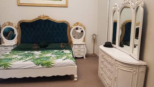 sheesham Wood Double bed set with Deco paint