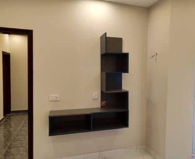 Lower Ground Portion 3 Bed DD Kitchen Extremely Neat And Clean Bungalow Portion Near National Stadium Aga Khan Hospital