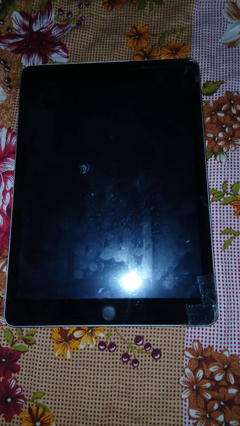 ipad(5th gen) 0