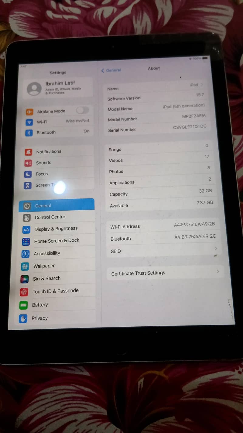 ipad(5th gen) 4