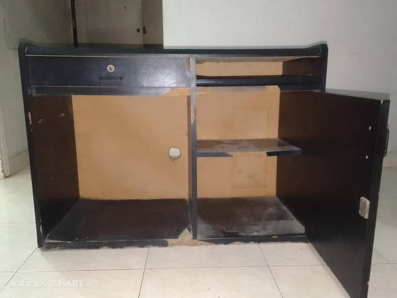 Used computer table 2