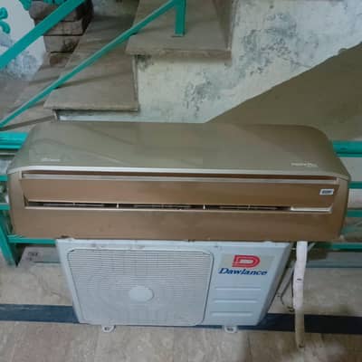 ڈیڑھ ٹن انورٹر اے سی صاف ستھرا مکمل اوریجنل صرف 85000