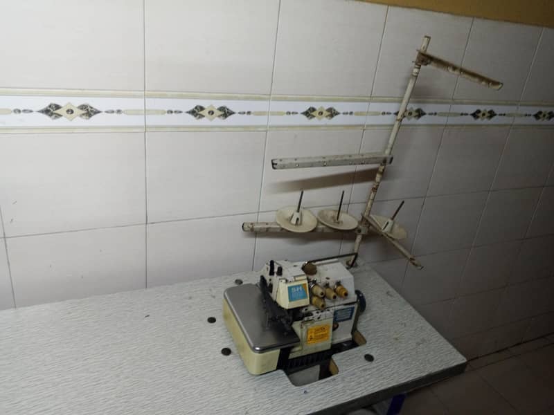 over lock machine 3