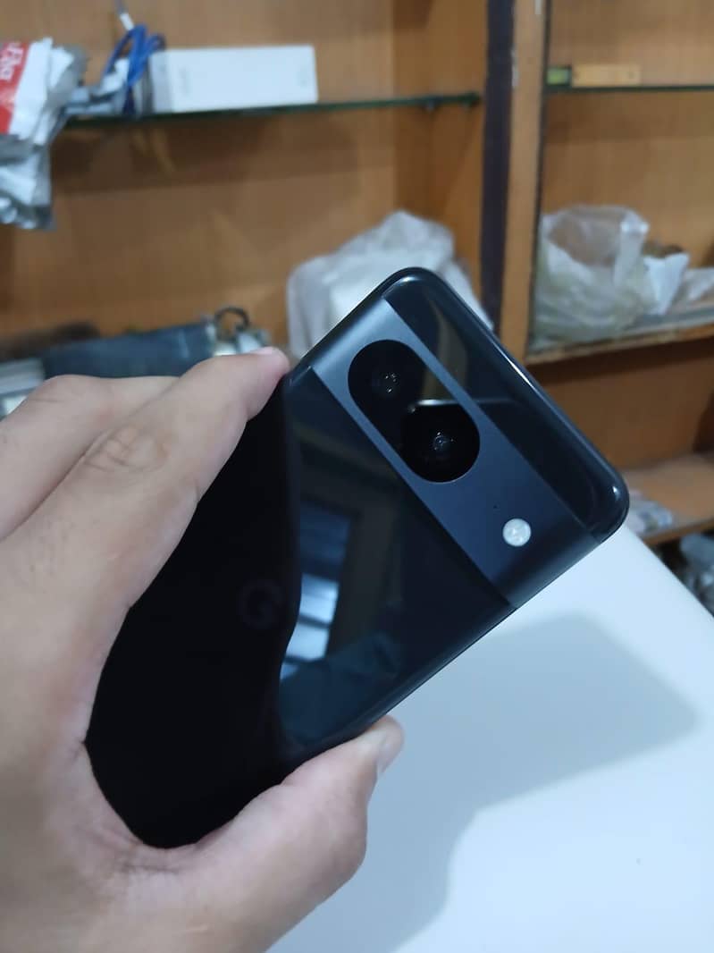 Google Pixel 8 1