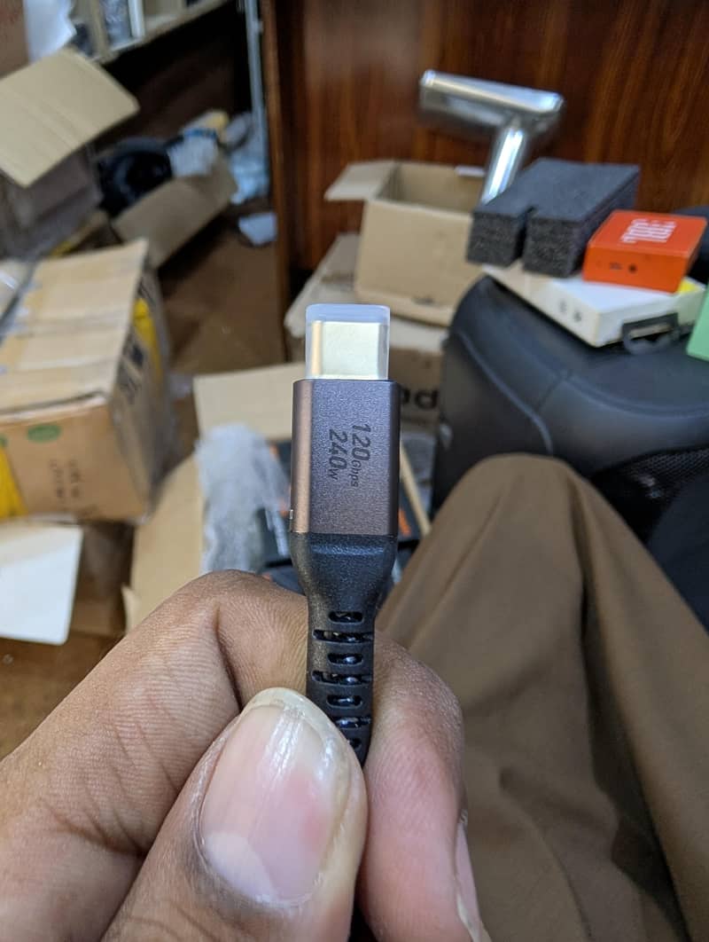 thunderbolt 5 cable 2