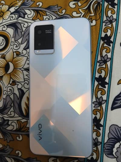 Vivo Y21