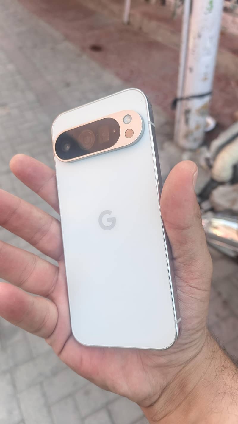 Google Pixel 9 Pro 0