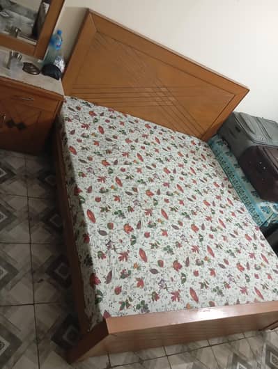 Bed dressing table for sale