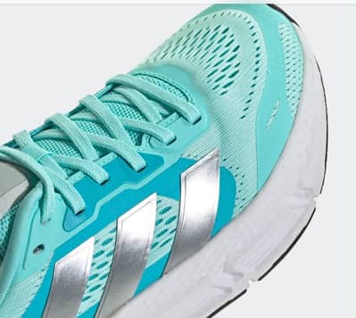 Wear only few hours like brand new . .