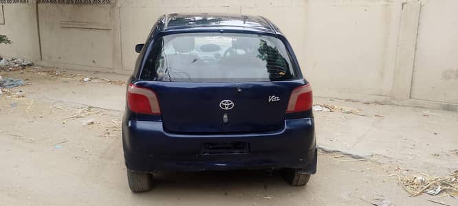 Toyota Vitz 2001