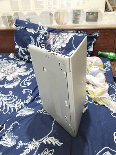 HP Elitebook Core I5 8th gen 840 G5