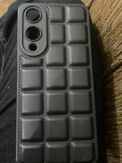 Vivo y17s cover