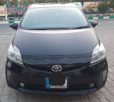 TOYOTA PRIUS 2013 MODEL 4 GRADE