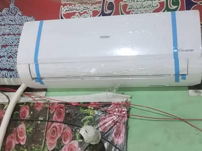 Ac New 1 Ton Model T1 only 1 week Used Brand New