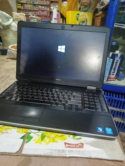Dell Laptop in good condition like new