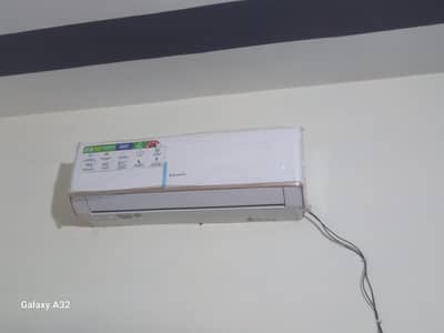 inverter ac 10/10 condition for sale