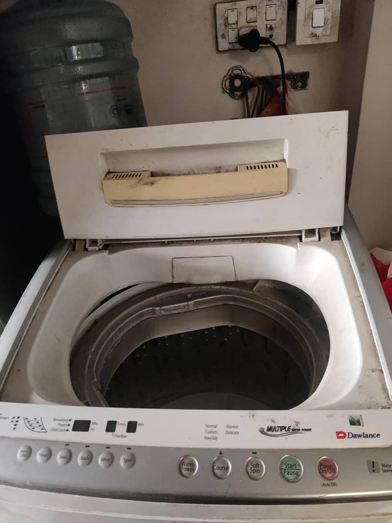 Dawlance Fully Automatic Washing Machine 1