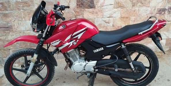 Yamaha YBR 125G 2015 model for sell