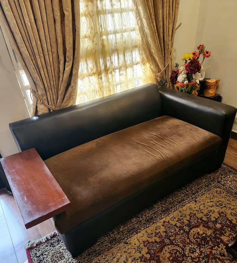 Sofa Set with Table 1
