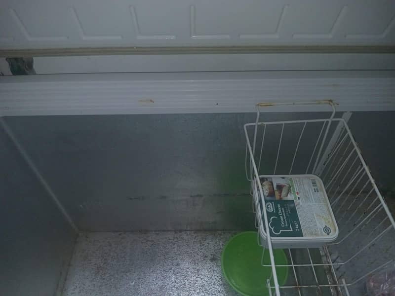 A DEEP-FREEZER 3