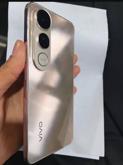 Vivo V50 Lite 5G 10/10 like new 0333-3654964