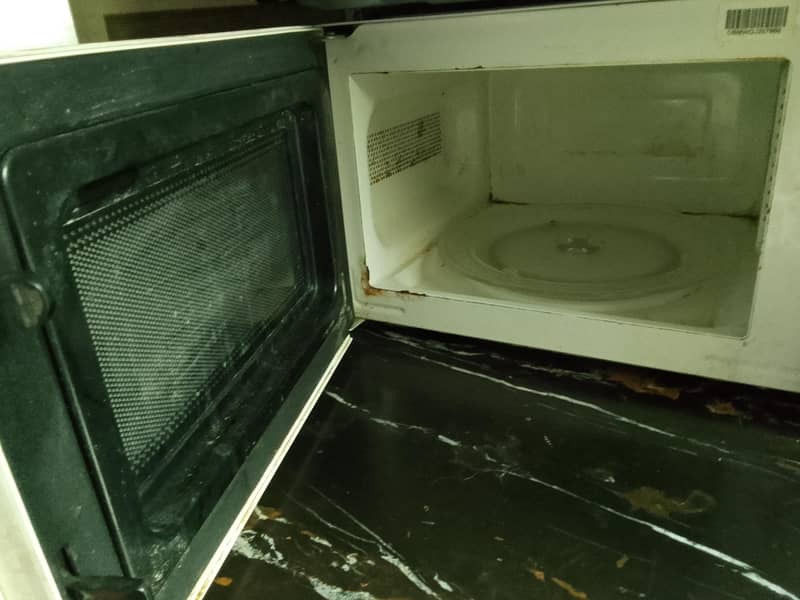 microwave 2
