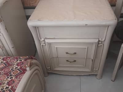 BED WITH SIDE TABLES WITH OUT MATRESS FOR SALE