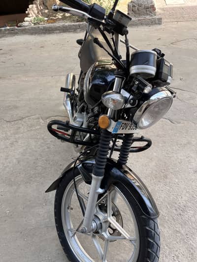 Suzuki Gs150se
