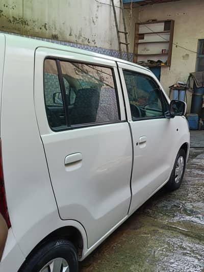 Suzuki Wagon R 2015