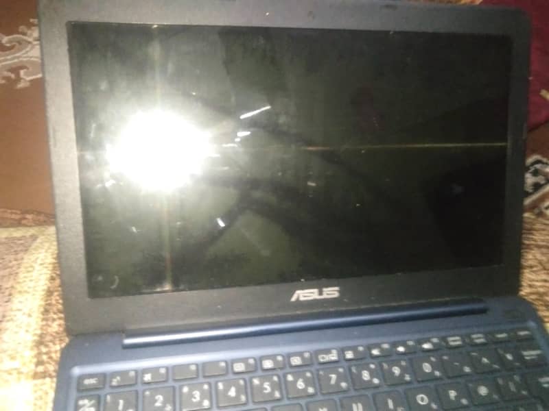 LAPTOP 0