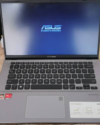 Asus vivobook 14