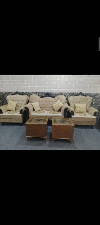 7 Seater Sofa set for Urgent Sale