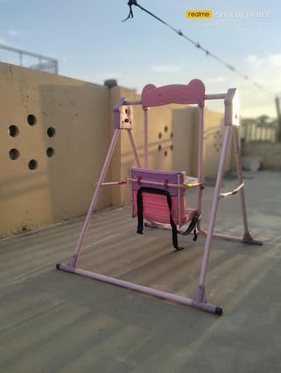 Kids swing