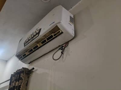 Dawlance Ac 1.5 ton urgent sale