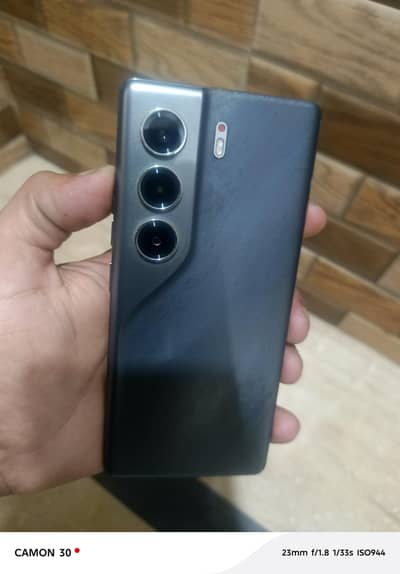 Tecno CAMON 40 Pro