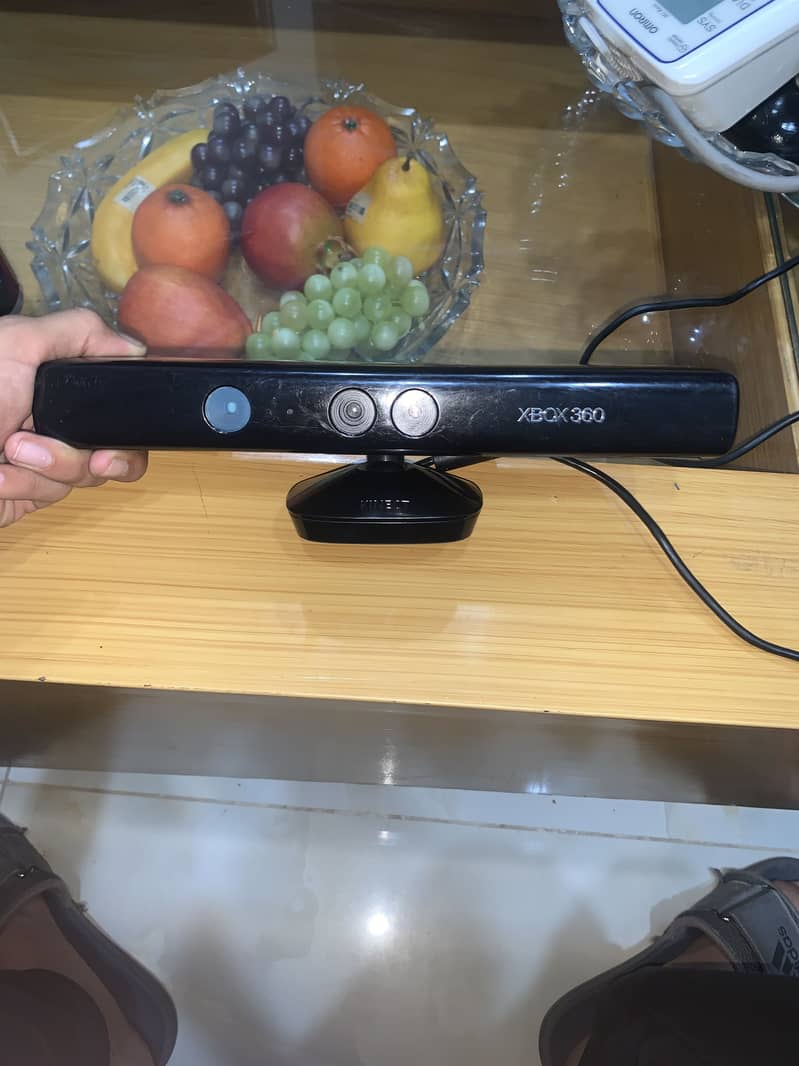 Xbox 360 Kinect 0