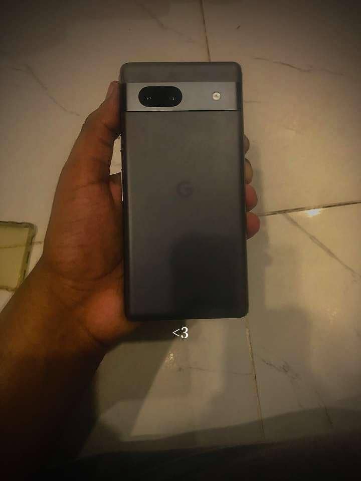 Google Pixel 7a 1