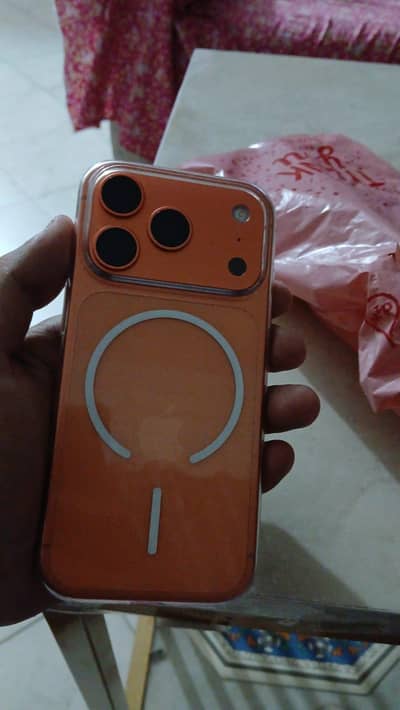 Apple iPhone 17 Pro waterpack Underwarranty