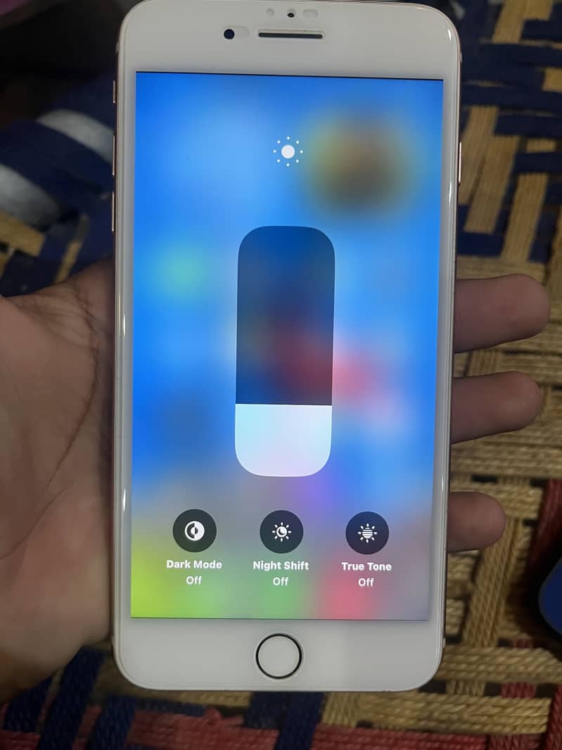 Apple iPhone 8 Plus 6