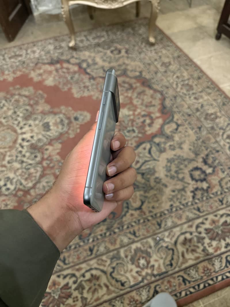 Google Pixel 8 2