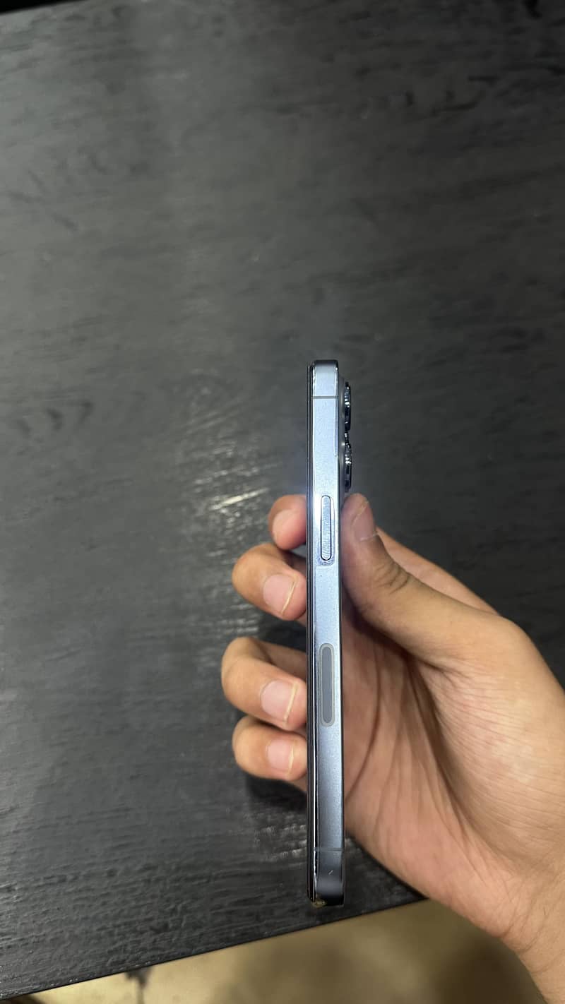 Apple iPhone 13 Pro 3