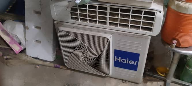 Asalam o alikum 1 ton Haier ac for sale