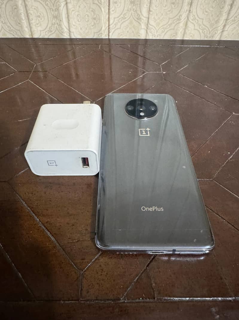 One Plus 7T 1