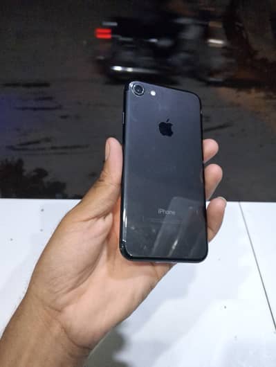iphone 7 all ok ha 10. by 10 ha all ok ha 32 gb ha