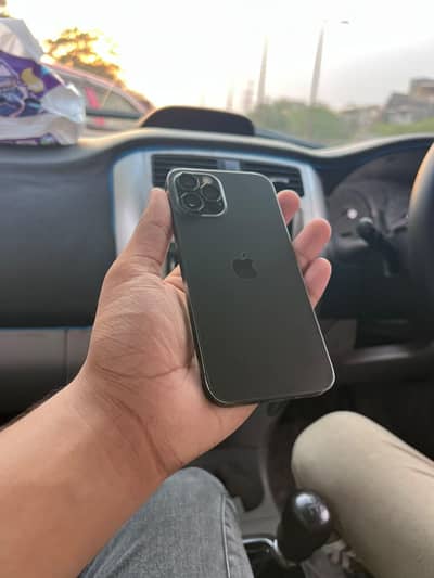 Apple iPhone 12 Pro 10/10 factory unlock