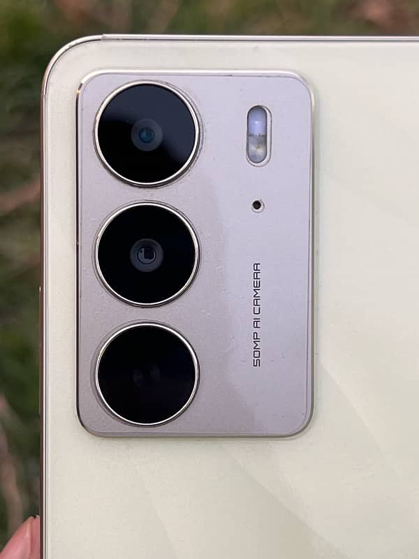 Realme C75 6