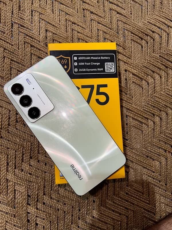 Realme C75 8