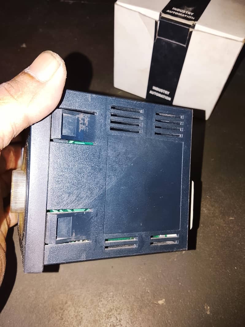 temperature controller 3
